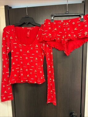 SKIMS Red Long-Sleeve Lounge Top & Ruffle Shorts Set Christmas Holiday